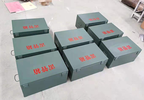 港北炸药箱和雷管箱一般是怎么存放的？